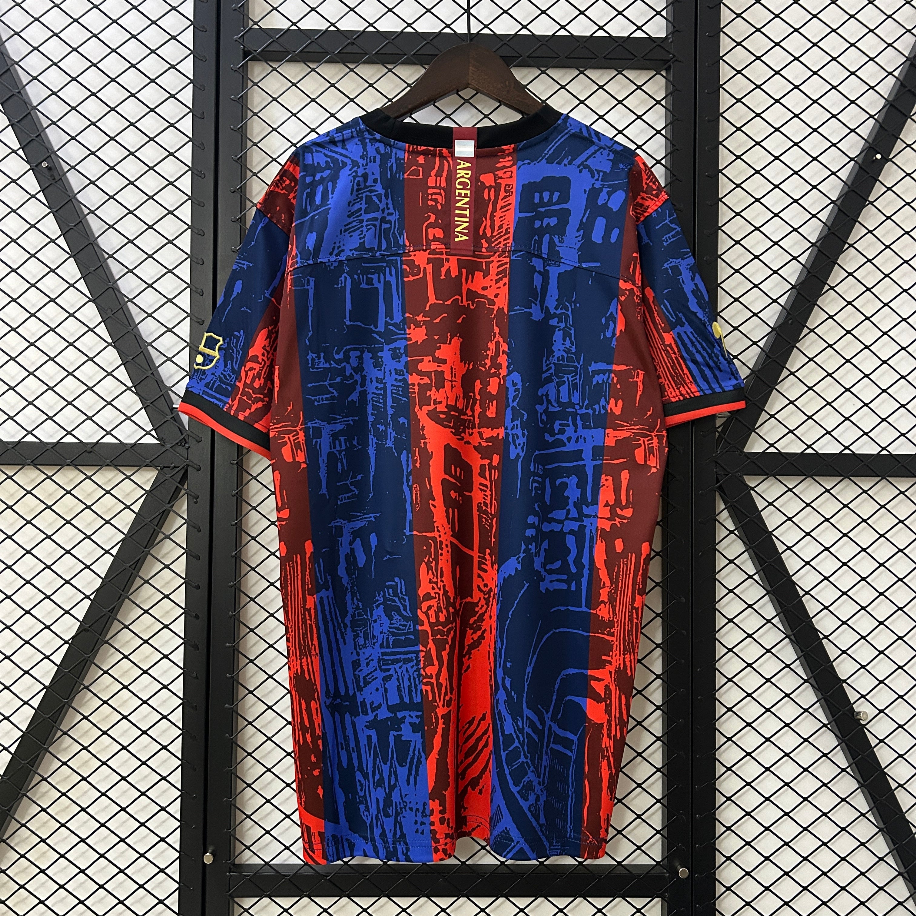 Barcelona 25-26 | Special Edition