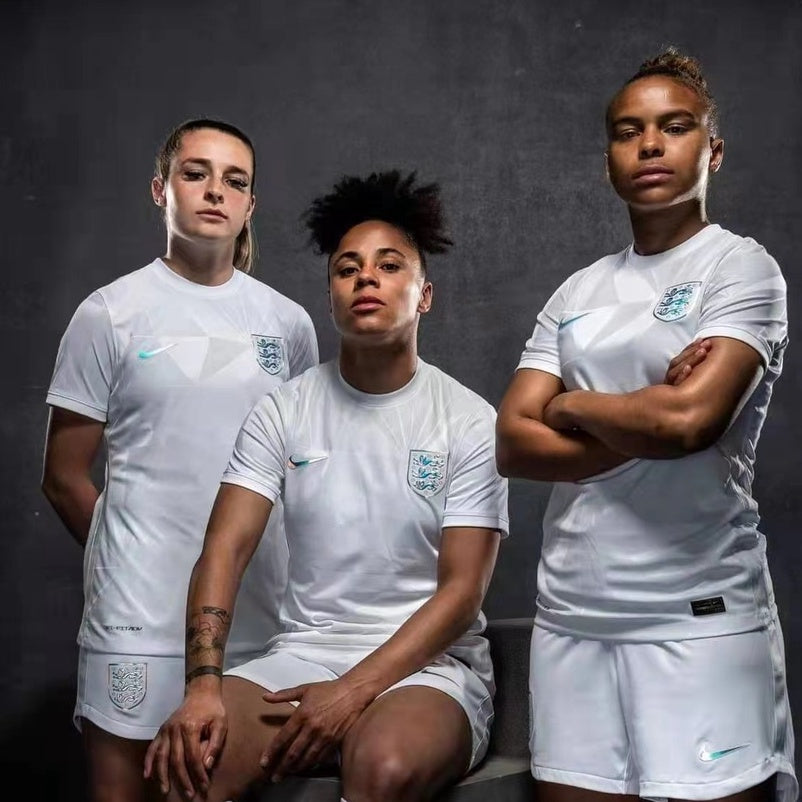 England 22-23 Women's Kit | Home